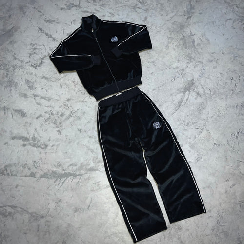 BLACK VALENCIA SET ᴄ.ᴇ.